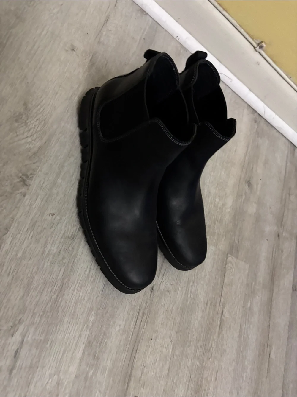 Cole Haan sleek leather